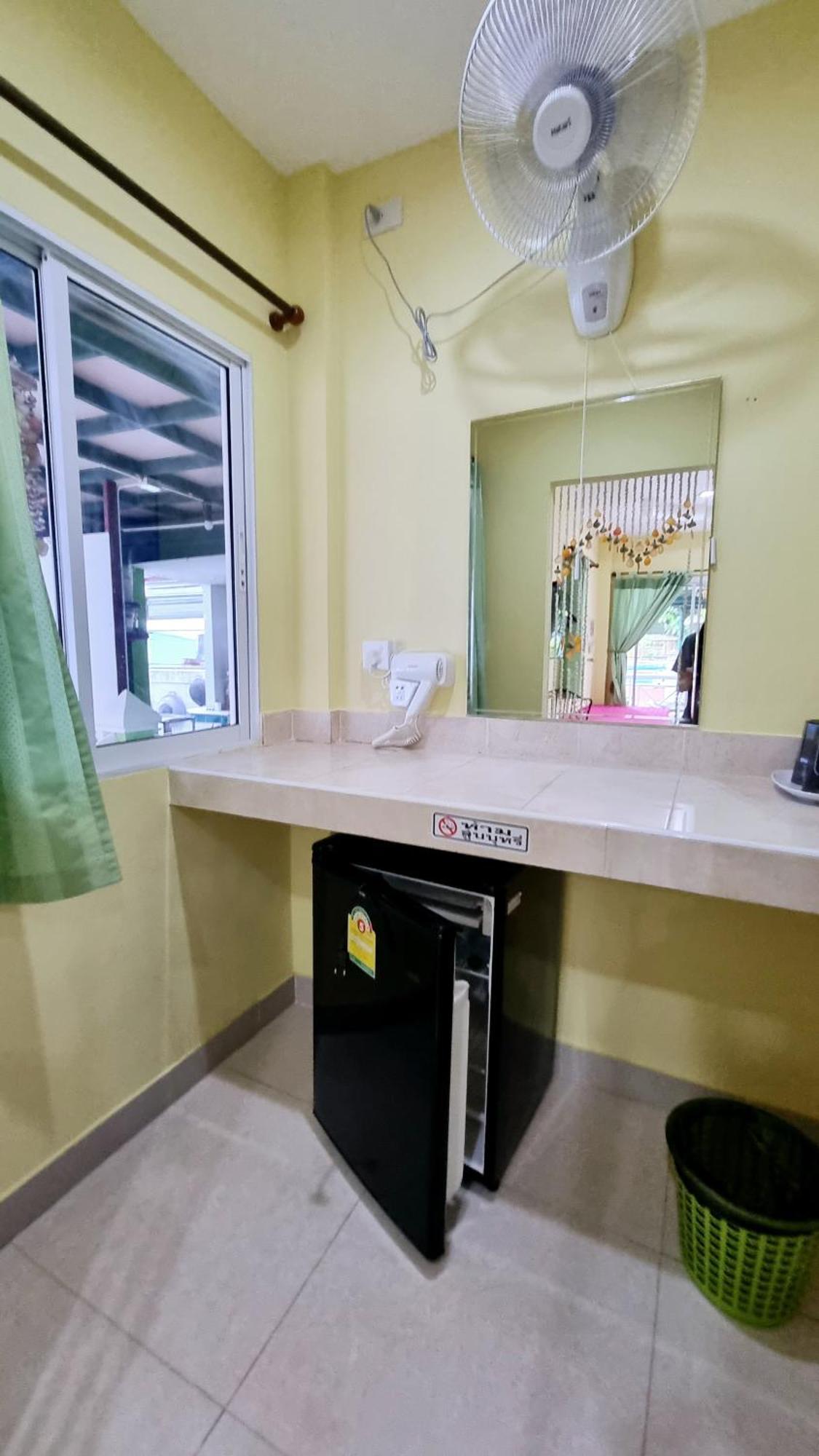 Happylove1 Koh Larn Ngoại thất bức ảnh